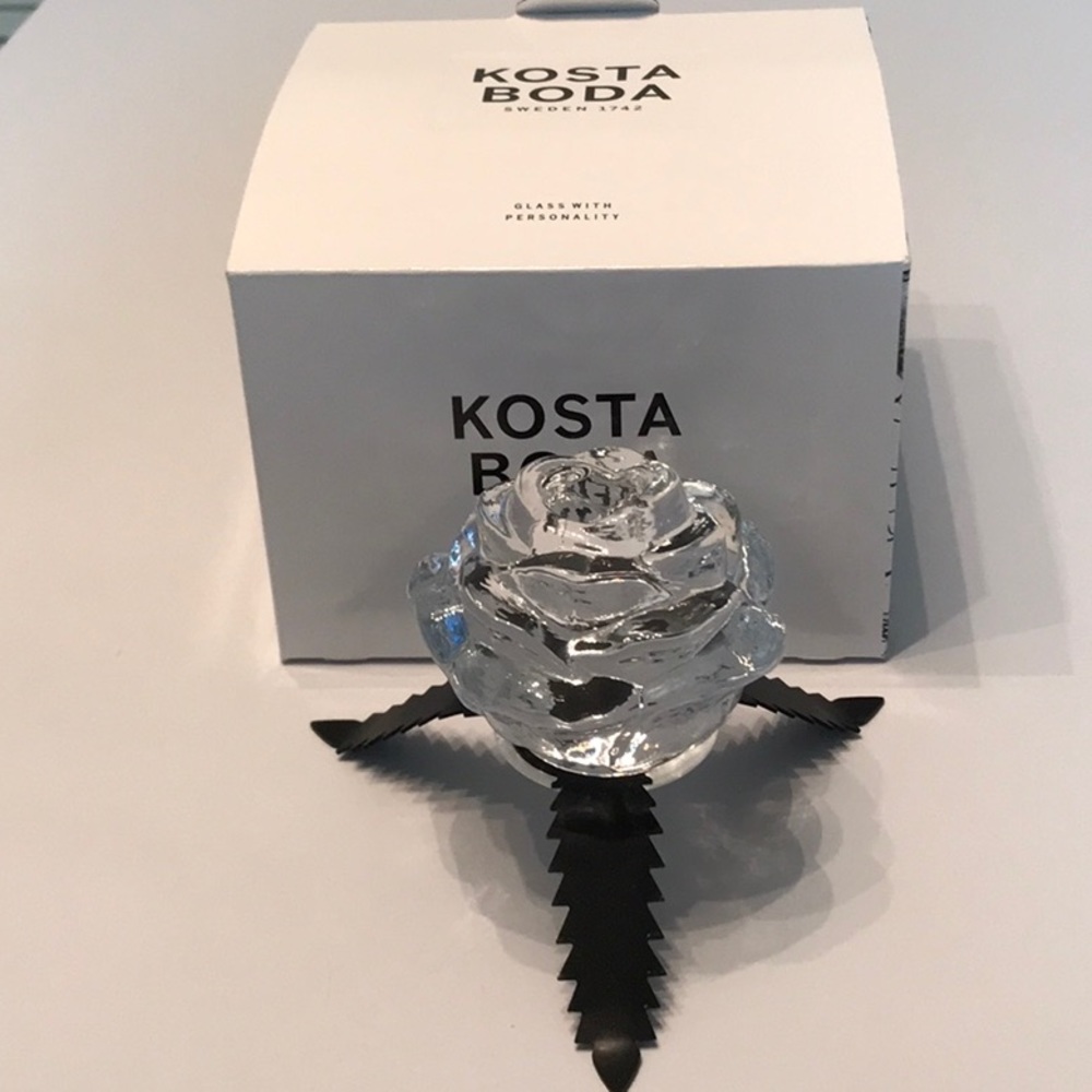 NIB Kosta Boca Still Life ROSE candlestick holder or sculpture - Sweden